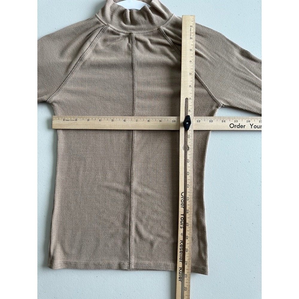 Joan Brown Mock Neck Top S/M Taupe Brown Stitch Flexrib Long Sleeve Thumbholes - Picture 4 of 6